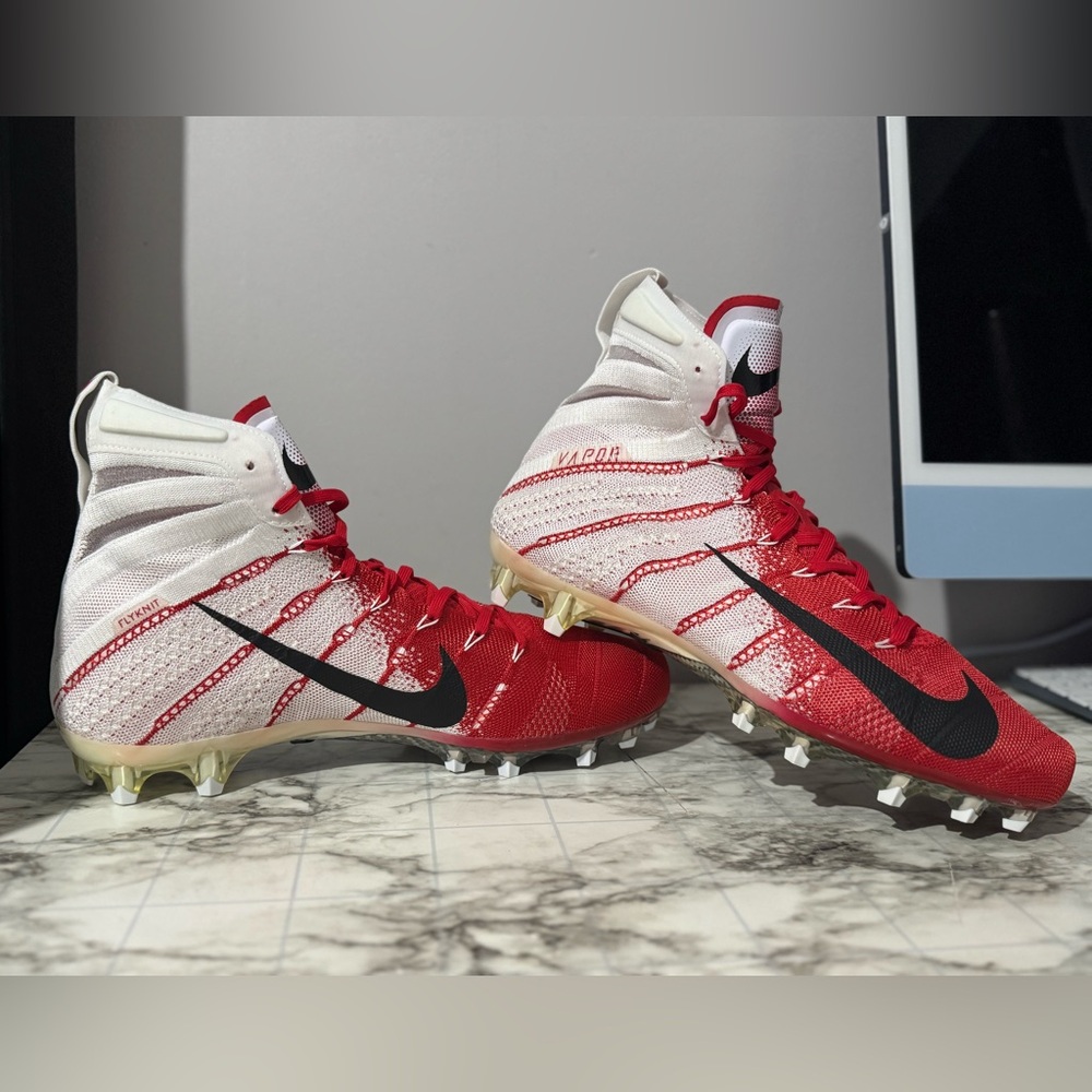 Nike Vapor Untouchable 3 Elite Football Cleats Red White AO3006-160 Men Size 11